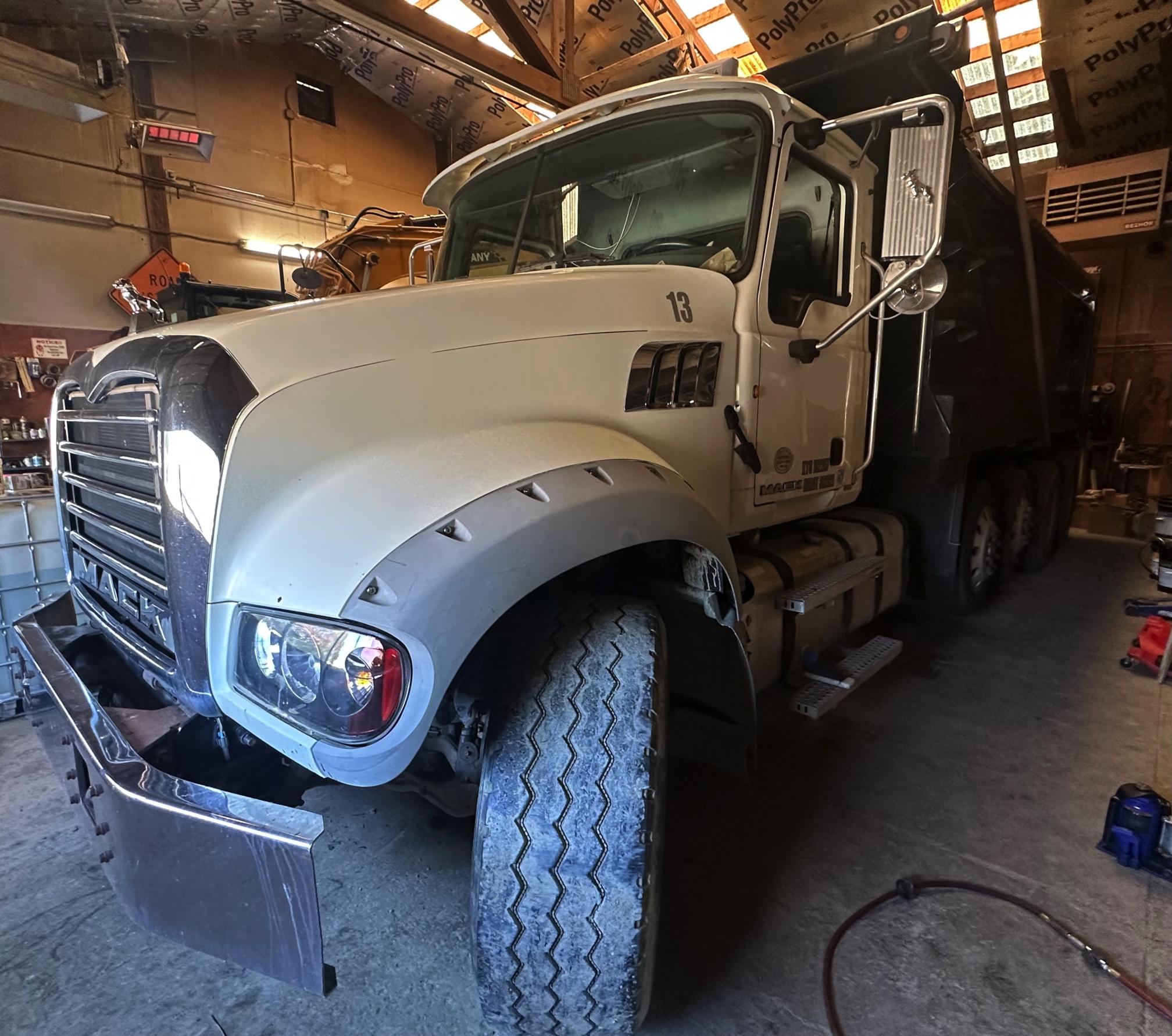 2013 MACK GU713 Granite - Image 6